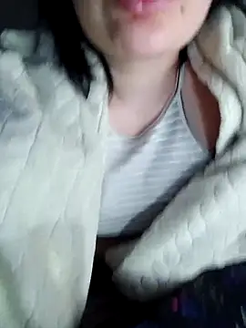 HornyCumBitch: онлайн-секс-чат