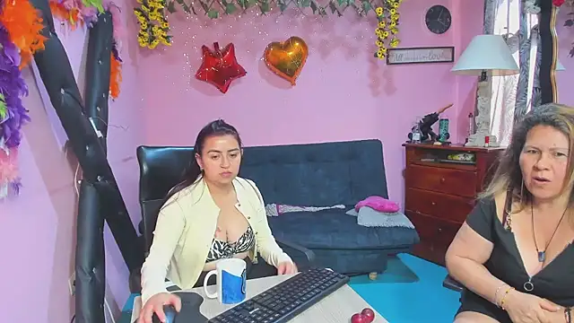 lesbiancupleのライブXXXチャット