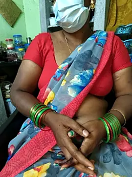 Tamilselviroja- Adlı Modelin Canlı XXX Sohbeti