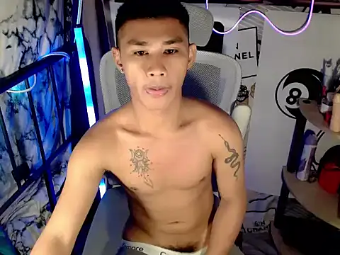 UrPinoyhot's Live XXX Chat