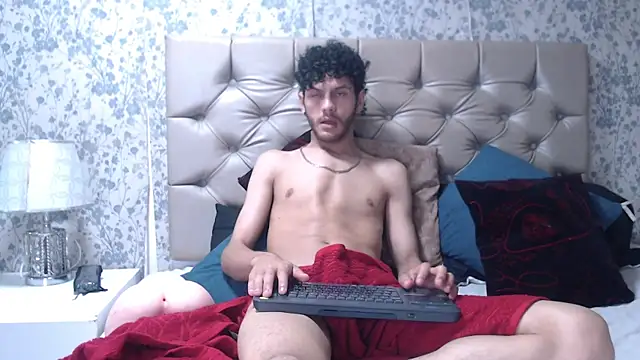 Show modela LuckySammer na web-kameri