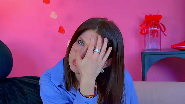 KristiClarのライブXXXチャット