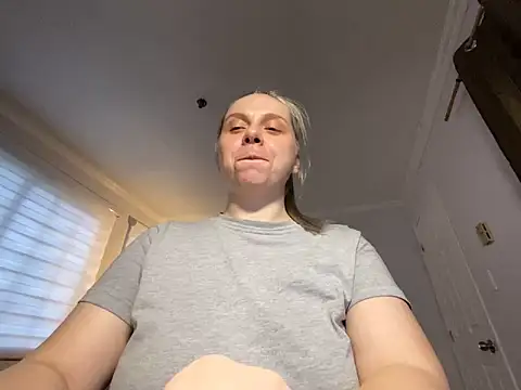 Chat +18 de i_love_iva ao vivo