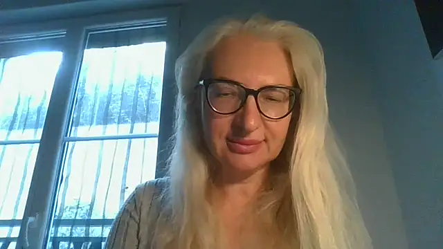 _Llinna_me élő XXX-chatje