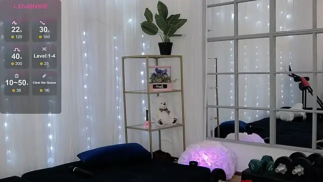 Chat +18 de SarahRaynex ao vivo