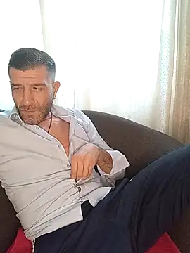 Alexdaniel89 Adlı Modelin Canlı XXX Sohbeti