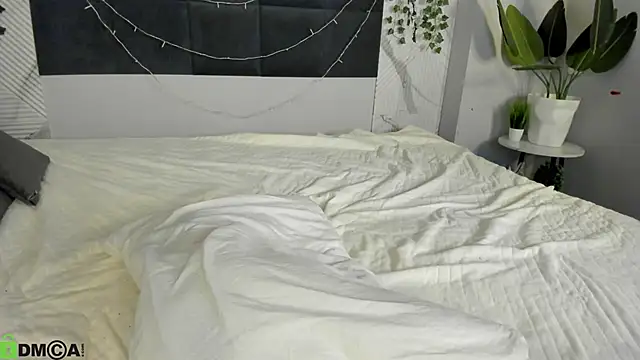 Chat +18 de Nika_Jonson ao vivo