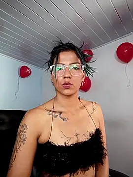 SamathaMay Show in webcam