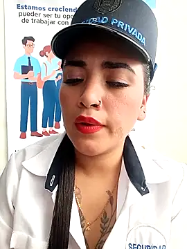 Chat +18 de MAYE__13 ao vivo