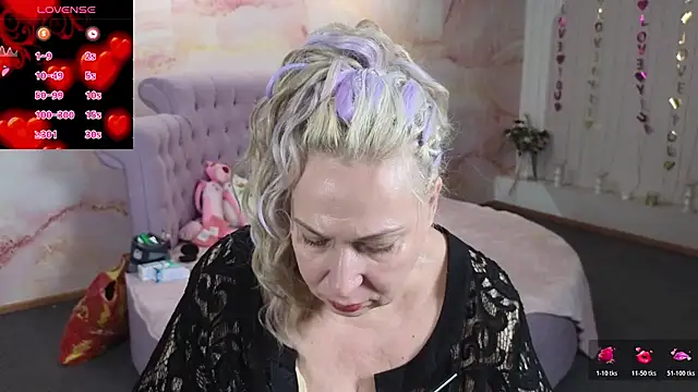 XXX chat uživo modela Penelope_Pinky