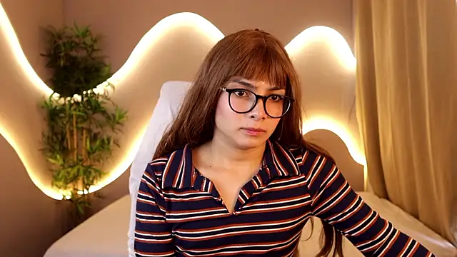 simone_sky 现场XXX聊天