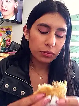 دردشة charlottte_wh الجنسية المباشرة