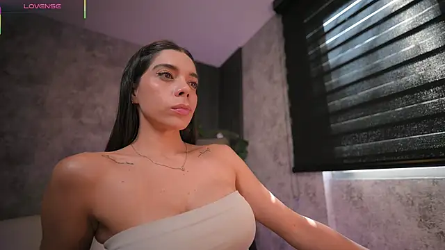 دردشة AmyWalker_ الجنسية المباشرة