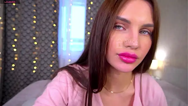 AmmyScotch: διαδικτυακό σόου στην κάμερα