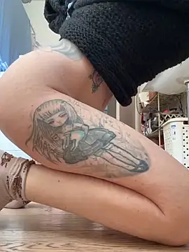 Cherryschiodisegarsi Webcamshow