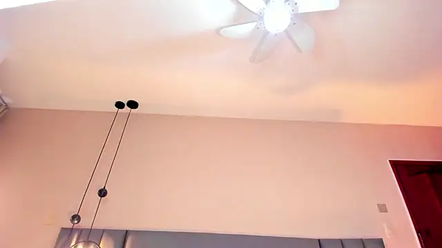 دردشة SeleneLujan الجنسية المباشرة