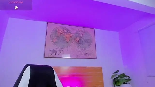 Онлайн чат XXX kitty_sweeety_