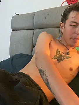 Živý XXX chat NaytonFreeman