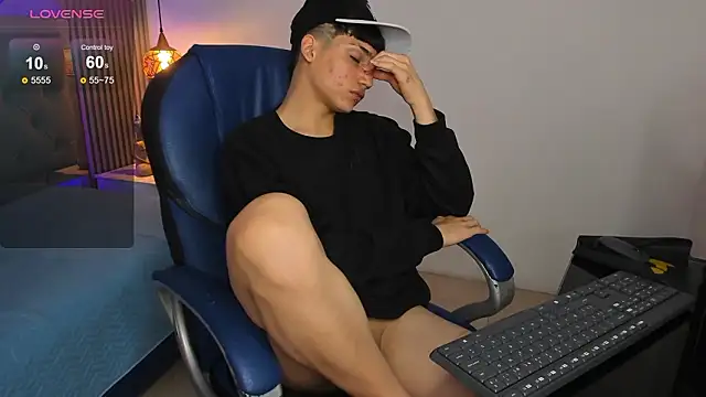 Živý XXX chat SamBlack_