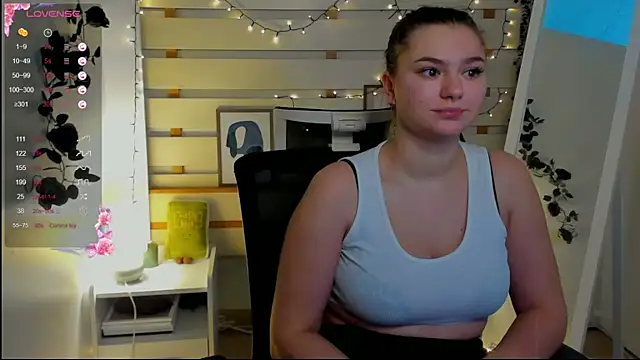 Josephine_Kiss élő XXX-chatje