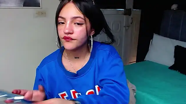 Violettasquirt Live XXX Chat