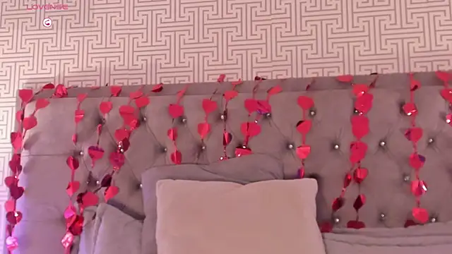 AriRobert_ Live XXX-chat