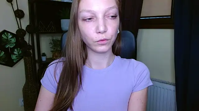 EmillyPlay Live XXX Chat