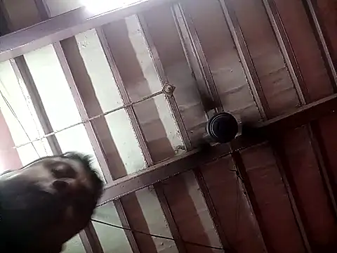 Hooghlypinkivabi Show in webcam