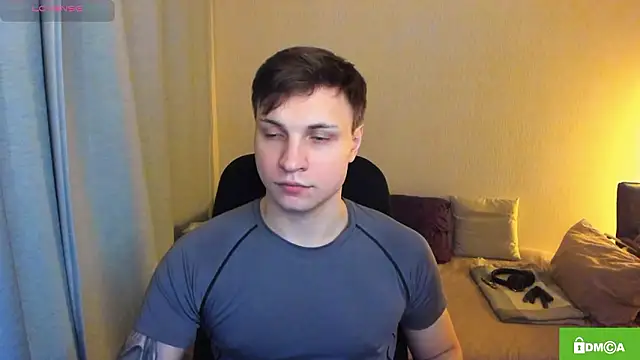 handsome_guy01 Adlı Modelin Canlı XXX Sohbeti