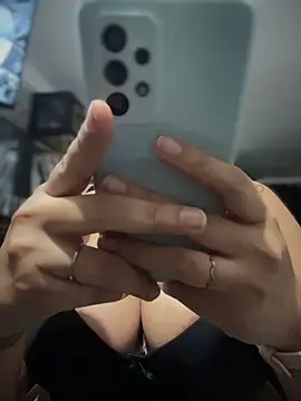 Czat XXX na żywo – emmamilk6