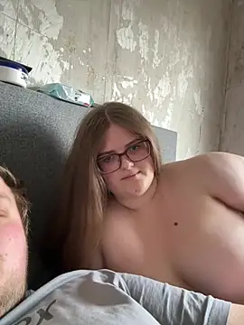 Czat XXX na żywo – CurvyPaar2