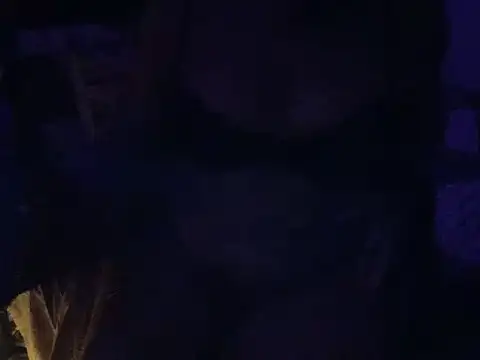 raveena_hot Adlı Modelin Canlı XXX Sohbeti