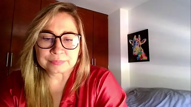 XXX chat uživo modela KamiSspencer