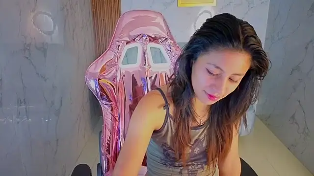 Chatroom XXX en direct de serabella_s