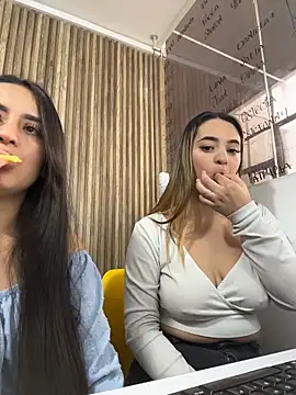 Antonella_Julieta's Live XXX Chat