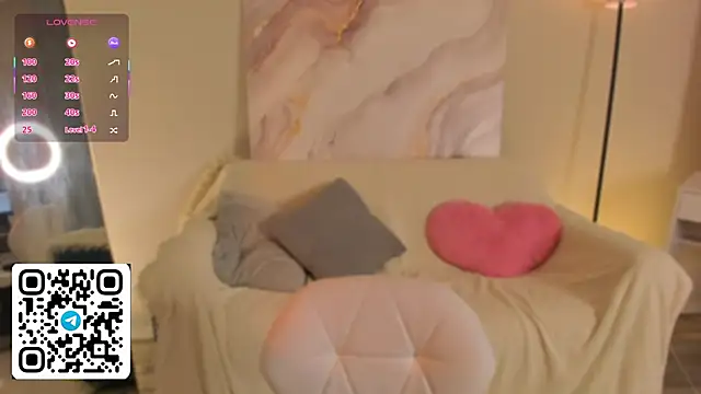 Anellyball: онлайн-секс-чат