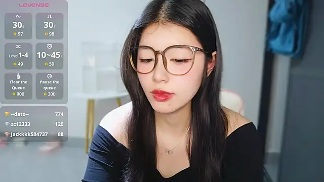 -XiaoYu-777 লাইভ XXX চ্যাট