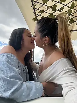 Antonella_Julieta 网络视讯表演