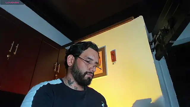 CamiloGray_ Live XXX-Chat