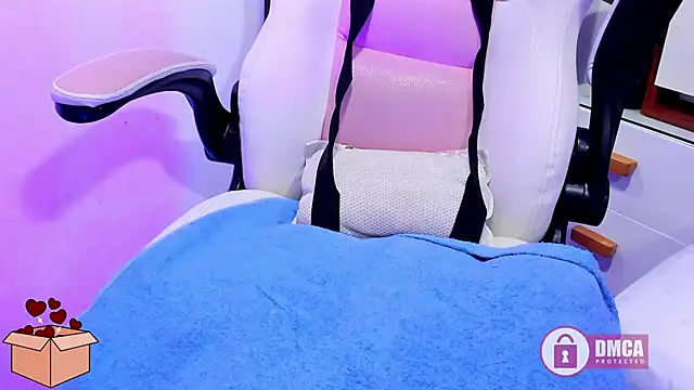 ana_gadot's Live XXX Chat