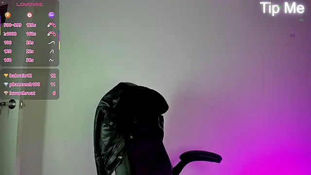 Czat XXX na żywo – april_dumont