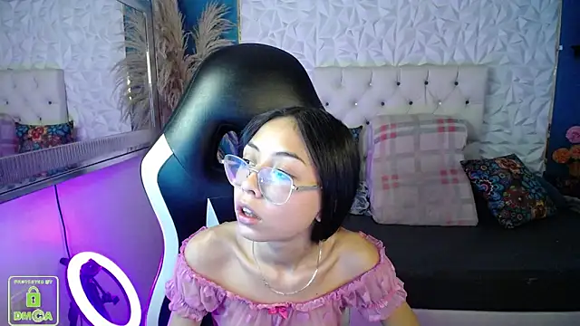 Chat +18 de NathaliaSweet_11 ao vivo