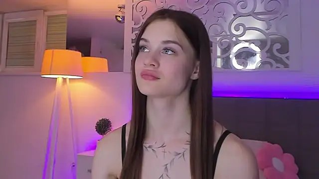 LuisaClover – Live XXX-chat