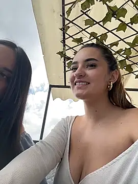 Онлайн чат XXX Antonella_Julieta