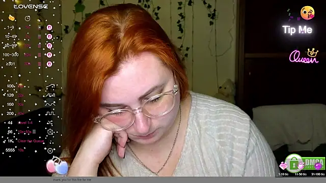 Chat +18 de Alicia_love00 ao vivo