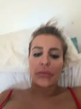 Chatroom XXX en direct de AliceDx