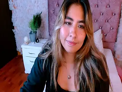 sofiazaf5 即時 XXX 聊天