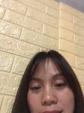 Sarahkiu Chat XXX in diretta