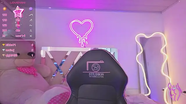 Chat XXX Live SABRIINA_TAY