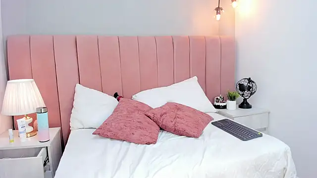 Chat +18 de IvyyLee ao vivo